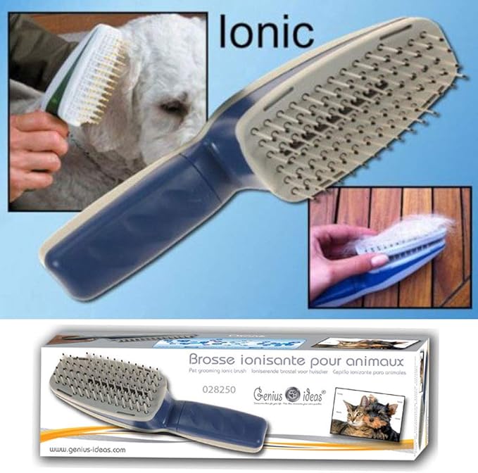 Unisex grooming brush for pets, promoting health and shine, perfect for dogs and cats.