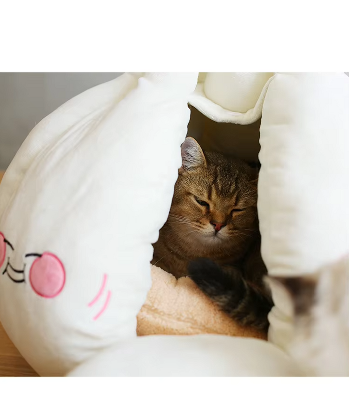 White garlic design cat bed, soft pet cave house for feline comfort