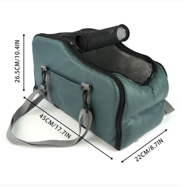 Shoulder strap pet carrier bag for easy transport of small dogs in cars