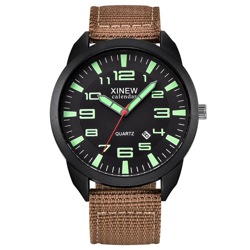 Fashionable unisex quartz watch: luminous hands, date display, and comfortable metal band; a versatile accessory.