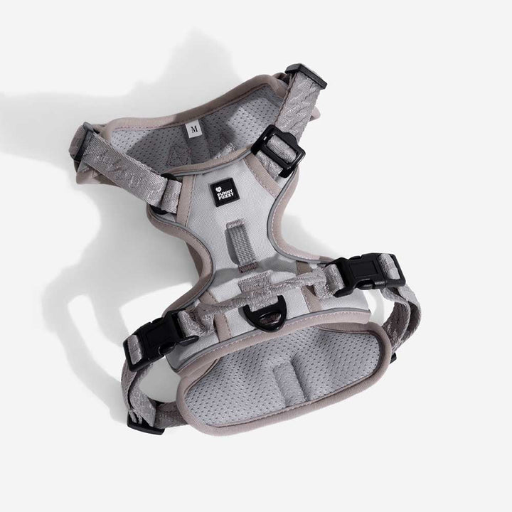 Breathable reflective adjustable outdoor dog harness, prevents chafing and discomfort.