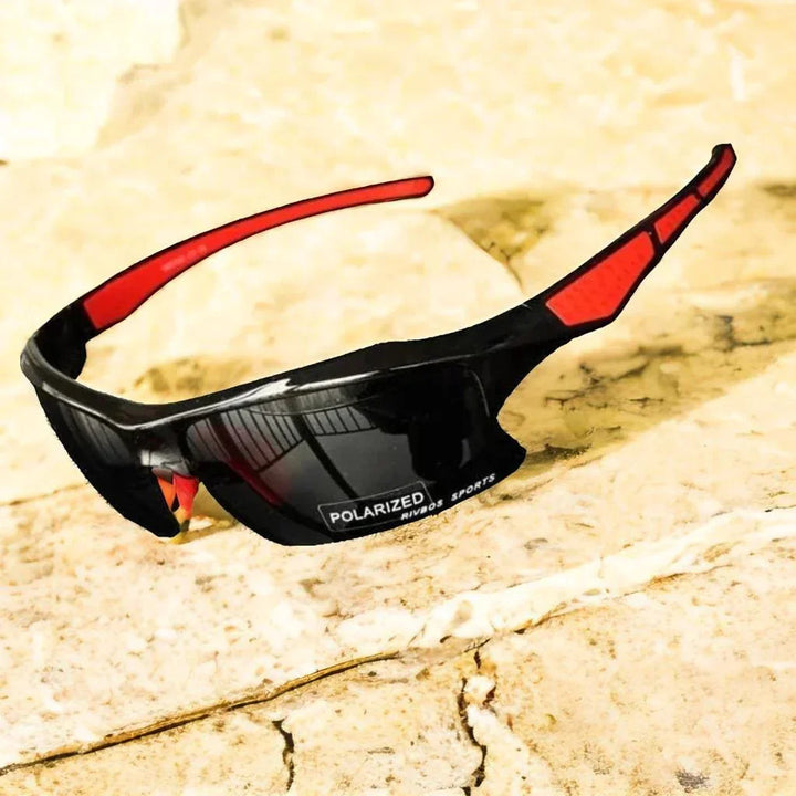 Round polarized sunglasses with UV400 protection. Unisex eyewear, stylish shades for eye protection & glare reduction.