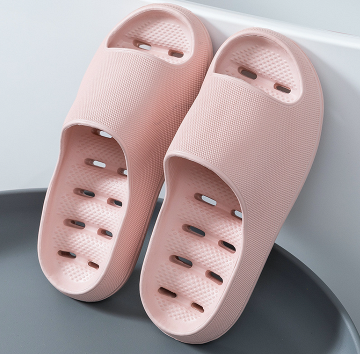 Unisex soft cloud bathroom slippers. Non-slip, comfortable, ideal for shower & home use. Lightweight spa sandals.