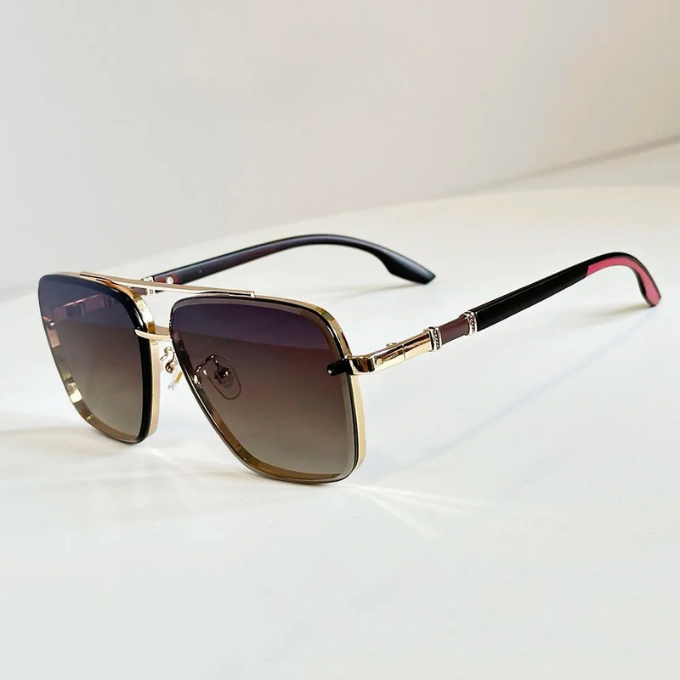 Fashionable unisex aviator sunglasses, square shape, gradient lenses for ultimate UV protection & style.