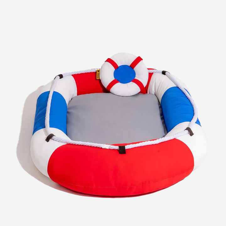 Comfortable blue waterproof pet bed, cooling and boat-shaped for summer