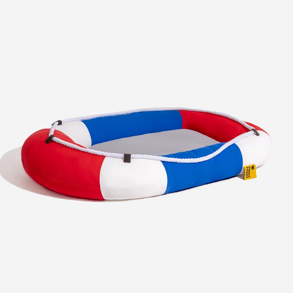 Summer essential cooling pet bed, waterproof and easy to clean, boat design
