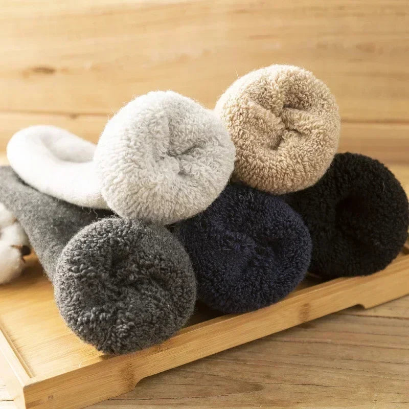 Moisture-wicking warm socks, a unisex 3-pack for dry, cozy feet. Essential winter comfort footwear.
