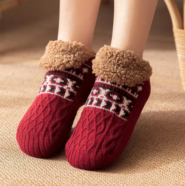 Cozy sleep socks, ultra-soft unisex design for warm feet & ultimate relaxation at home.