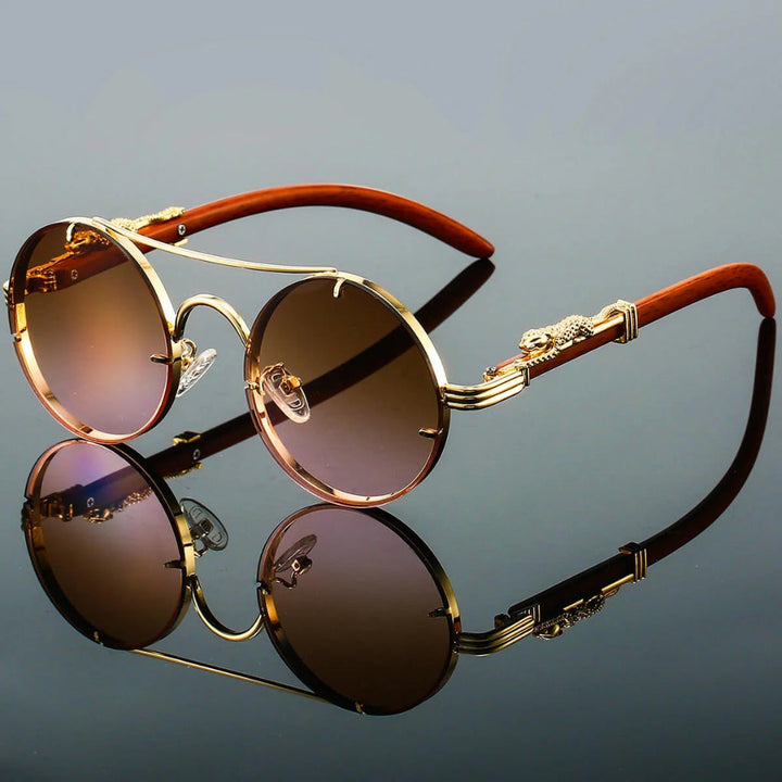 Vintage unisex sunglasses featuring a classic double bridge & UV400 eye protection. Perfect retro fashion accessory.