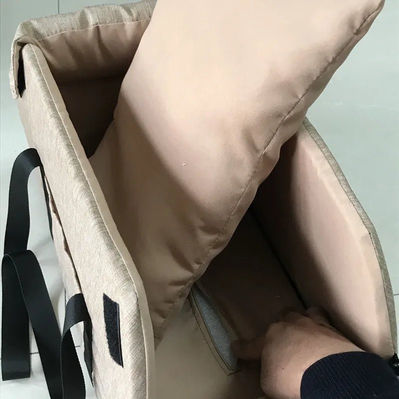 Durable pet travel bed, gray Oxford fabric, waterproof dog bed for small breeds, car accessory