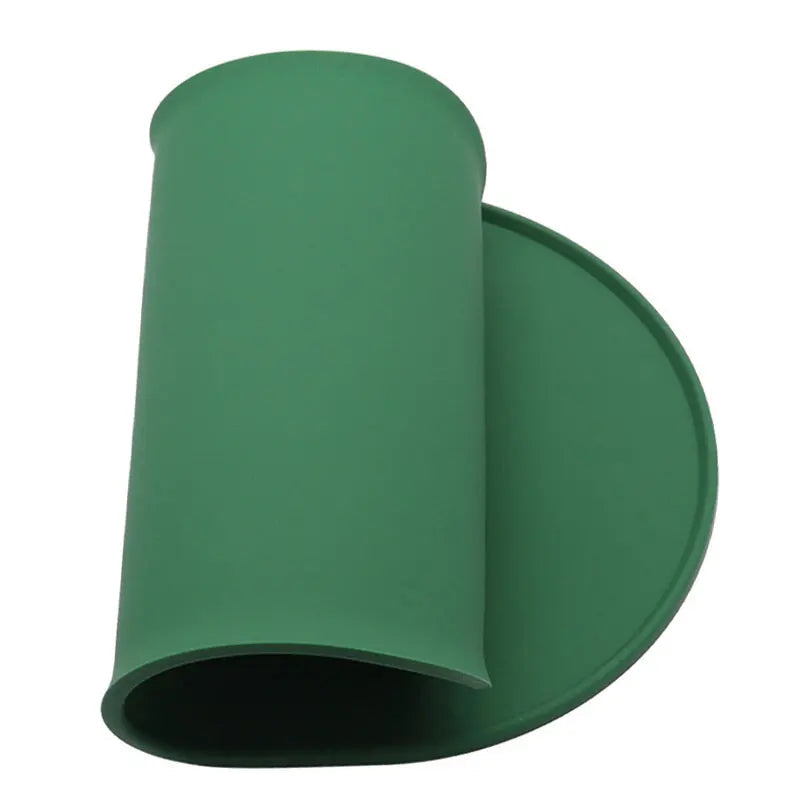 Silicone dog mat, waterproof and non-slip, makes pet feeding tidier and floors cleaner, gray color