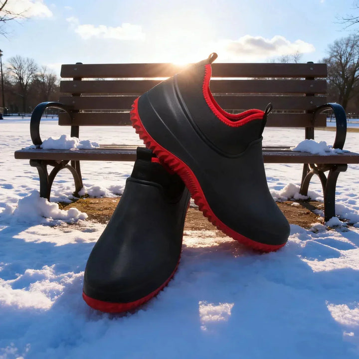 Reliable unisex safety work shoes: waterproof, slip-resistant, and comfortable for long shifts.