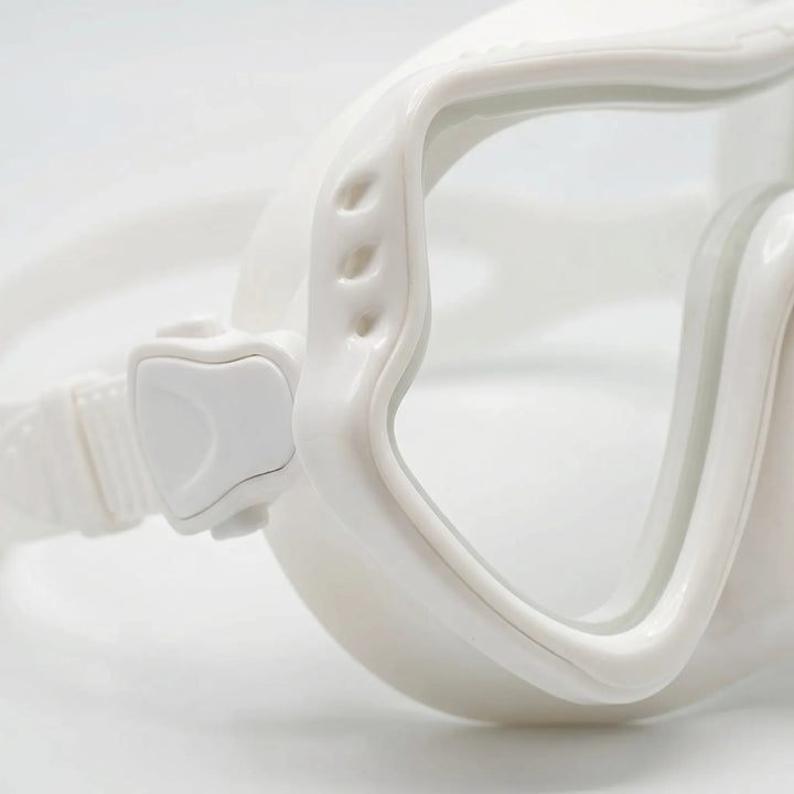 High-quality wide view snorkeling mask for enhanced underwater swimming & diving recreation.