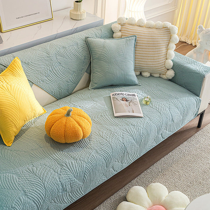 Furniture protector universal sofa cover, anti-slip cotton, essential for pet owners. Gray color.