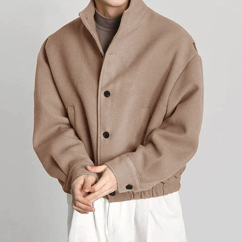 Men's khaki streamlined everyday jacket with a relaxed fit, perfect for versatile casual outerwear.