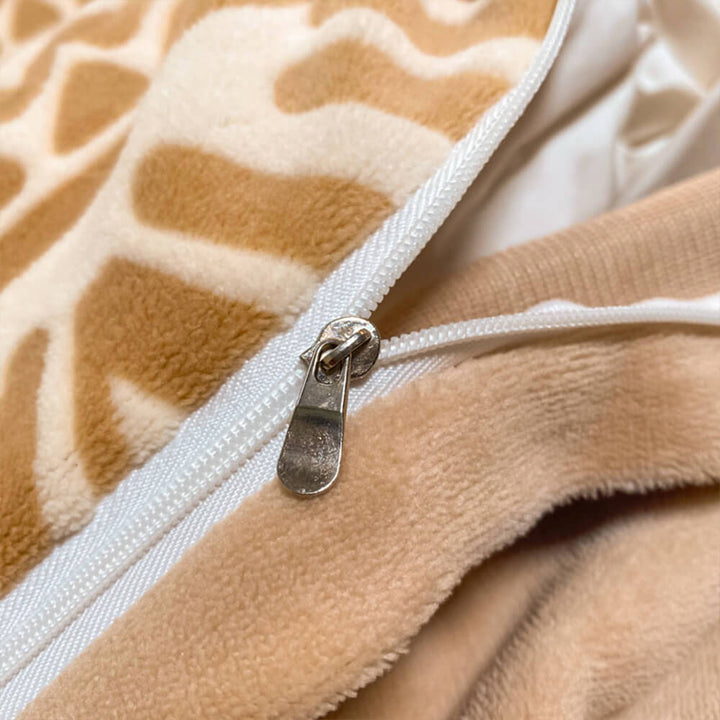 Comforting geometric milk velvet bed set, anti-static bedding for restful sleep and style.