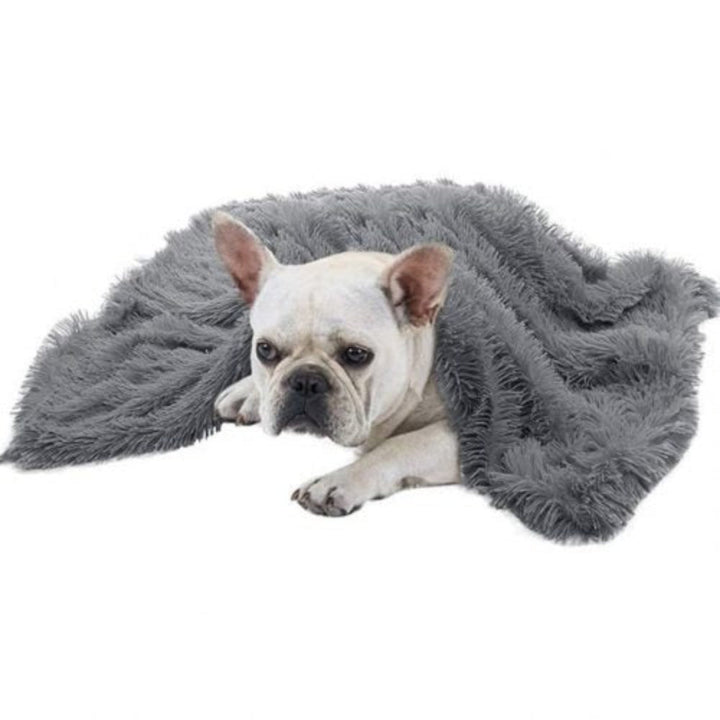 Warm pet cozy faux fur blanket for dogs & cats, perfect for winter, machine washable.