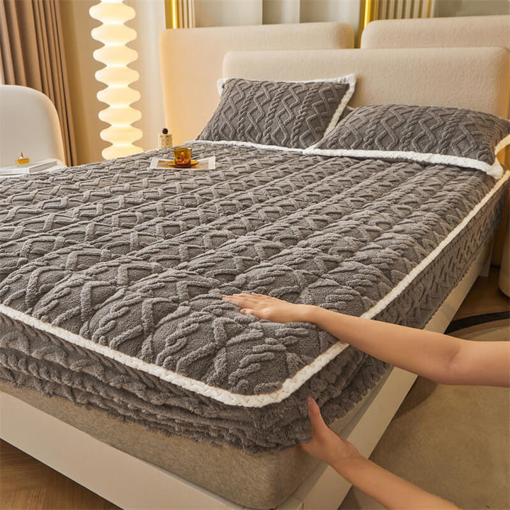 Everyday comfort with this fluffy, washable, pet friendly fitted mattress cover