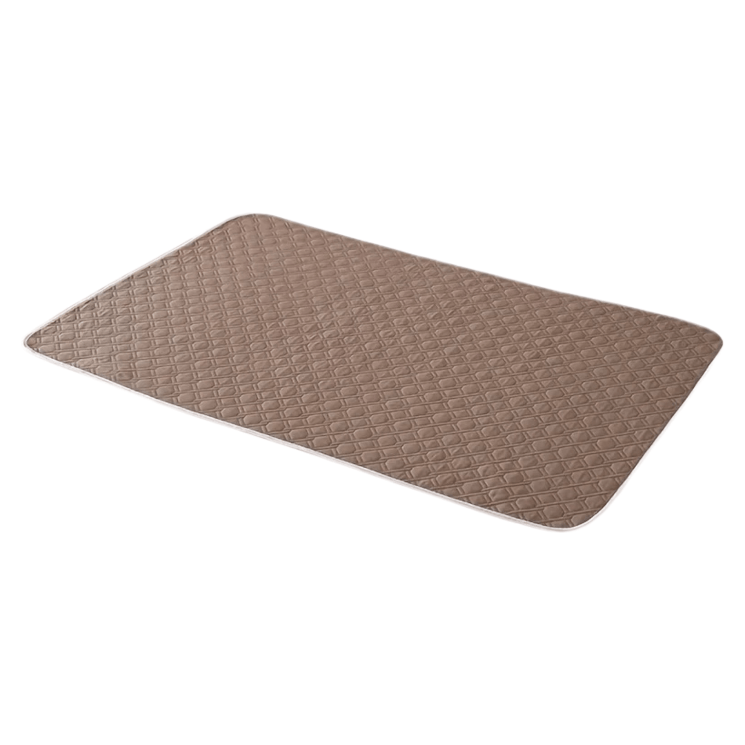 Washable leakproof pet sleeping mat with non-slip base for dogs and cats
