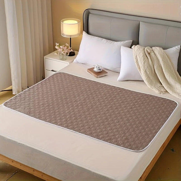 Pet sleeping mat, non-slip, durable and leakproof, ideal for travel