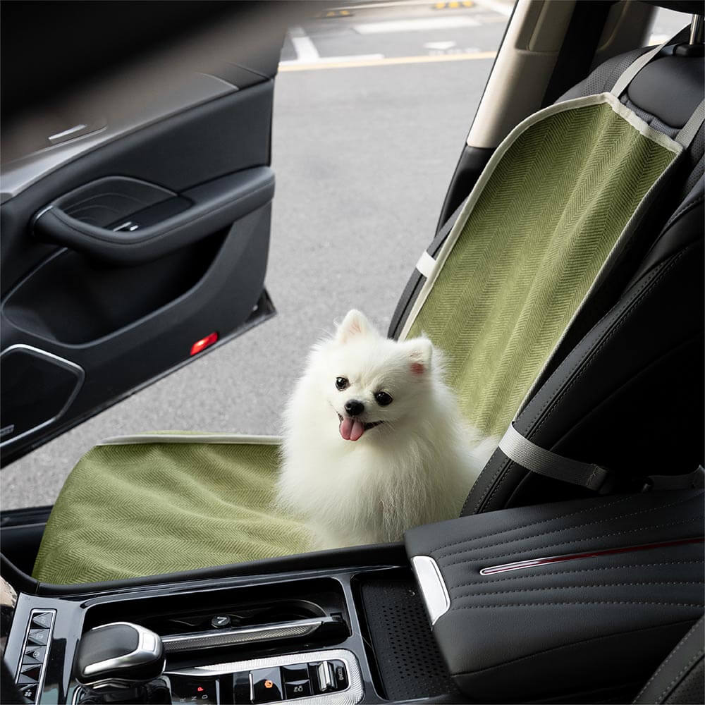 Universal car seat protector, keeps vehicle clean from pet fur and dirt