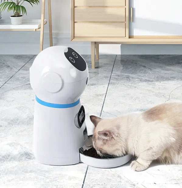 Digital pet food dispenser for dogs, white, ensuring programmed and convenient feeding times