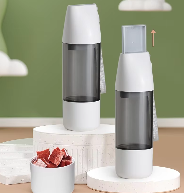Leak-proof white dog water bottle, convenient for pet travel, dog walking, and outdoor hydration