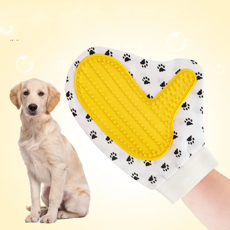 White unisex pet grooming glove for dogs and cats, ideal for massage and fur removal