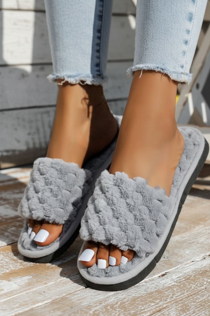 Women's adjustable open toe comfort slippers for indoor relaxation and cushioned support.