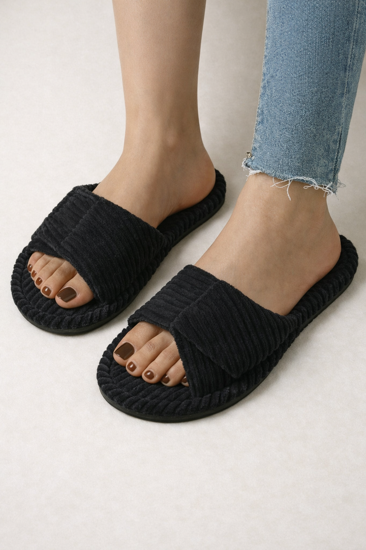 Relaxing women's open toe indoor slippers, ideal for house wear with adjustable comfort and support.