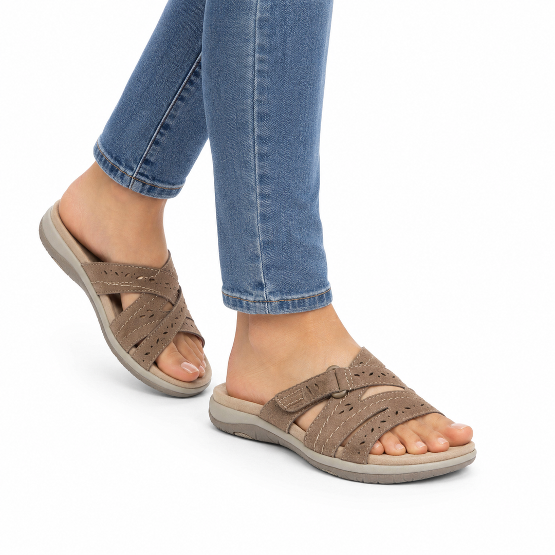 Women's orthopedic walking sandals, adjustable and comfortable for all your summer activities.