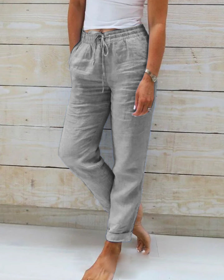 Versatile women's airy summer pants, easy care & pull-on style for everyday or travel comfort.