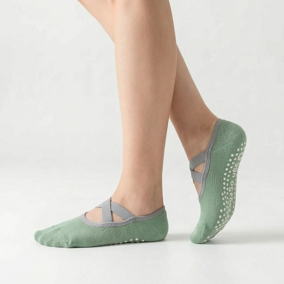 Comfortable women's non-slip studio socks for fitness & activewear. Ballet-style grip socks for yoga.