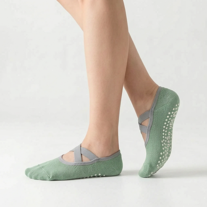 Comfortable women's non-slip studio socks for fitness & activewear. Ballet-style grip socks for yoga.