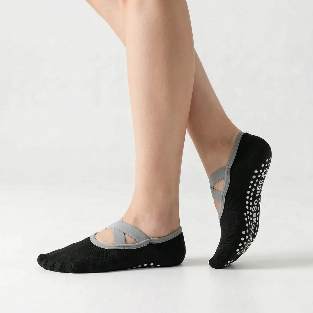 Fitness-ready ballet grip socks for women. Non-slip design for yoga, Pilates, and studio workouts.