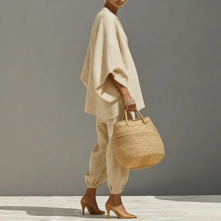 Elegant women's batwing sleeve two-piece set, a relaxed fit pants set perfect for comfortable spring loungewear.