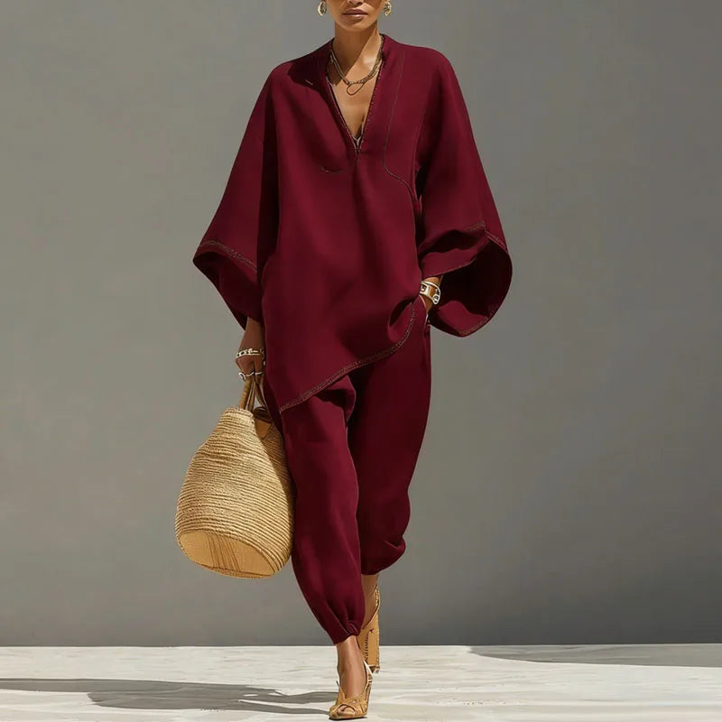 Relaxed fit women's batwing sleeve two-piece set, a comfortable & stylish pants set for versatile loungewear.