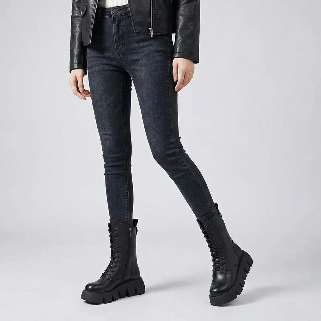 Women's arch support lace-up combat boots, stylish platform design, perfect for fall/winter fashion.