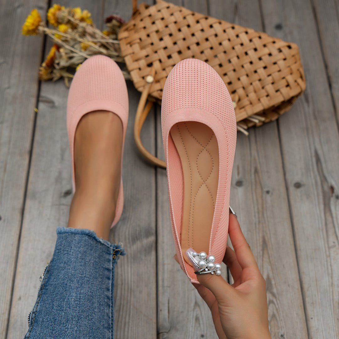 Women's stylish orthopedic ballerinas, black comfort flats for the office and daily use.