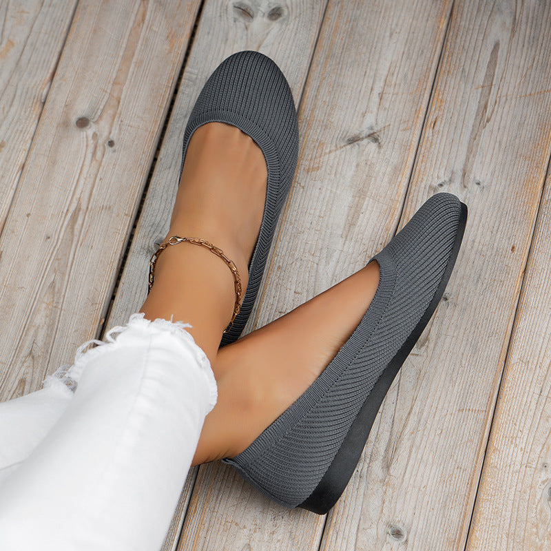 Women's classic black orthopedic flats, comfortable slip-on ballerinas for office and casual.