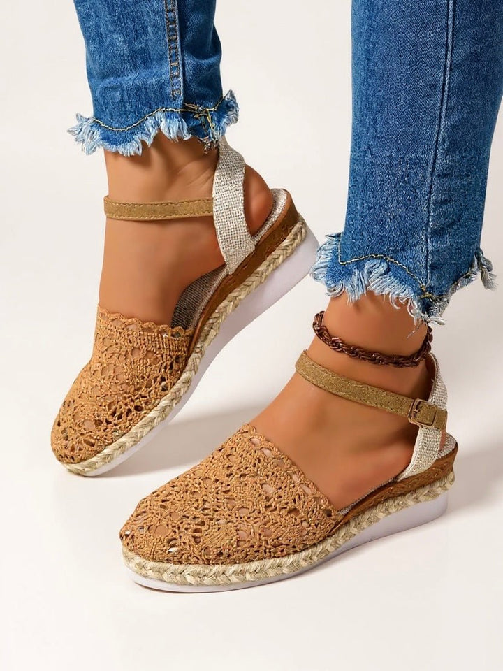 Comfortable women's platform sandals with textured boho ankle strap, ideal for beach and summer.