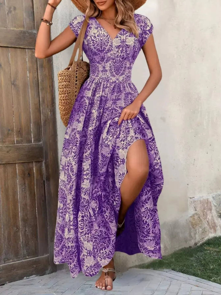 Versatile women's boho maxi dress. Flattering V-neck, suitable for occasion wear or a stylish casual summer outfit.