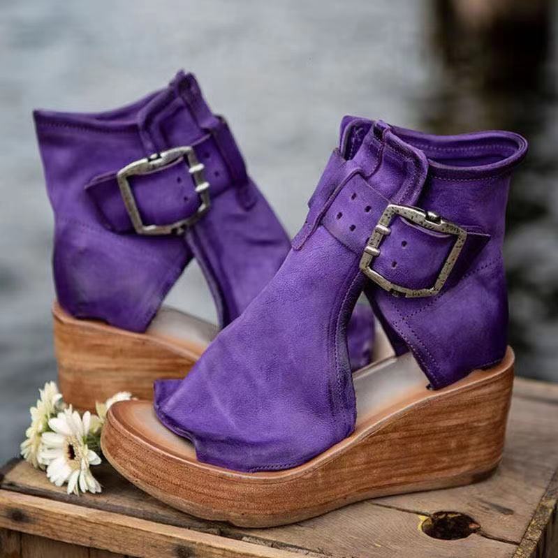 Women's boho wedge sandals with adjustable buckle, perfect for stylish summer comfort.