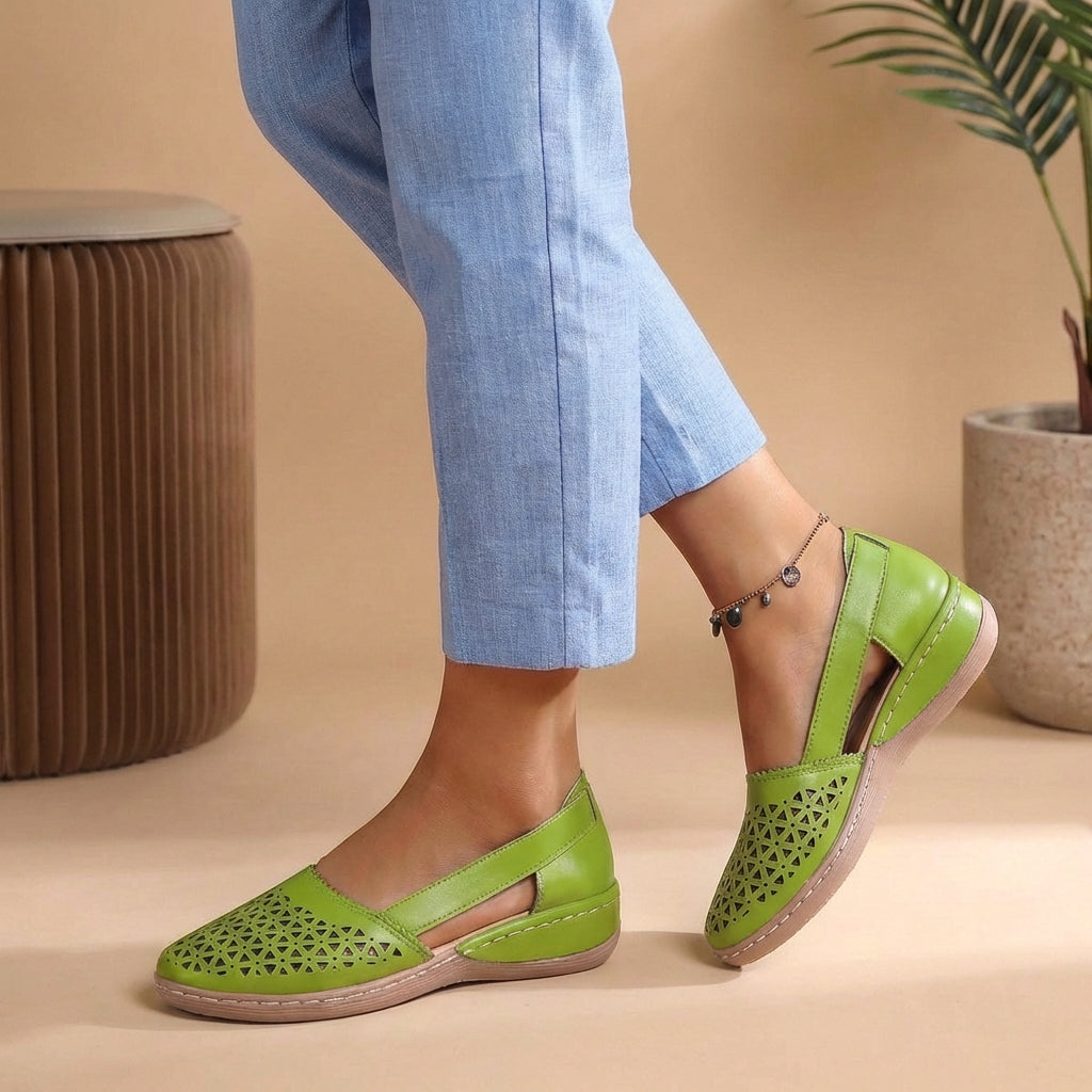 Easy slip-on women's breathable flats, offering ultimate comfort for all-day wear and walking.