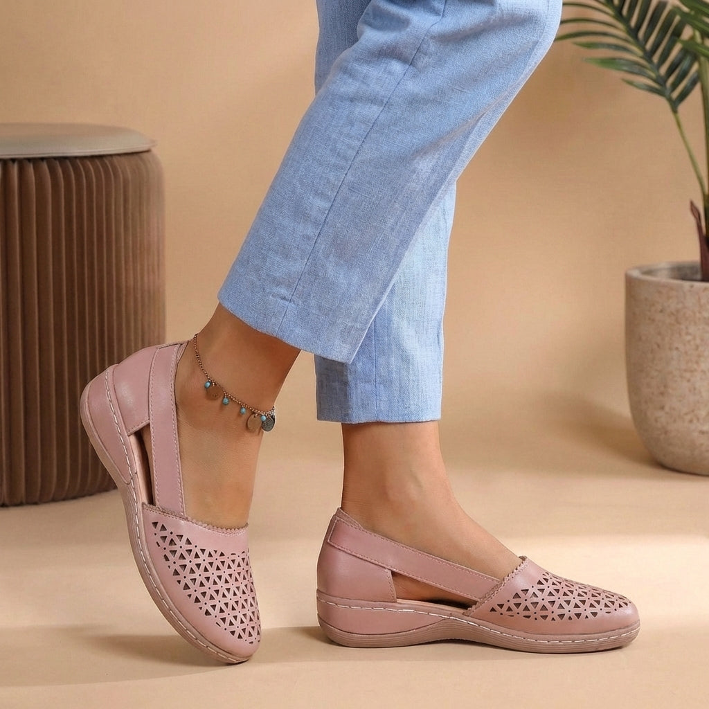 Chic women's breathable slip-on loafers, blending modern style with casual comfort for daily wear.