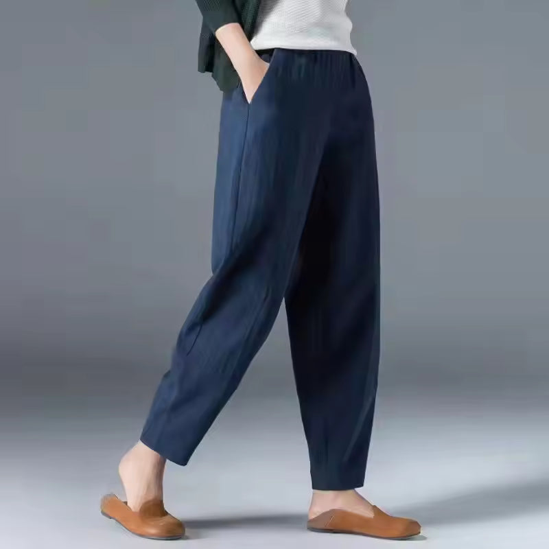 Women's breezy summer trousers, relaxed fit, breathable comfort, perfect for casual everyday wear.