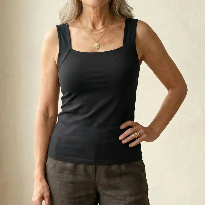 Soft women's built-in bra tank top, wire-free comfort for everyday and summer wear.