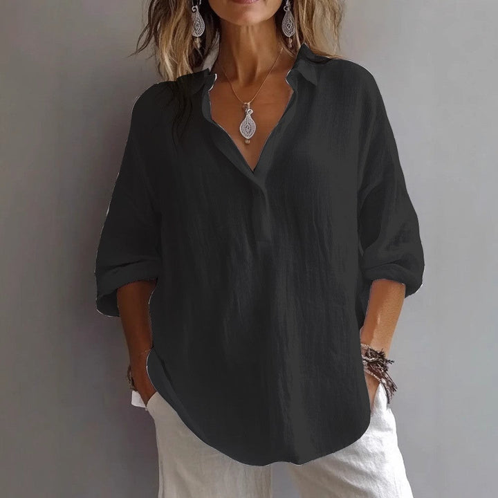 Women's casual wide-sleeve shirt, a versatile button-down perfect for effortless summer style.
