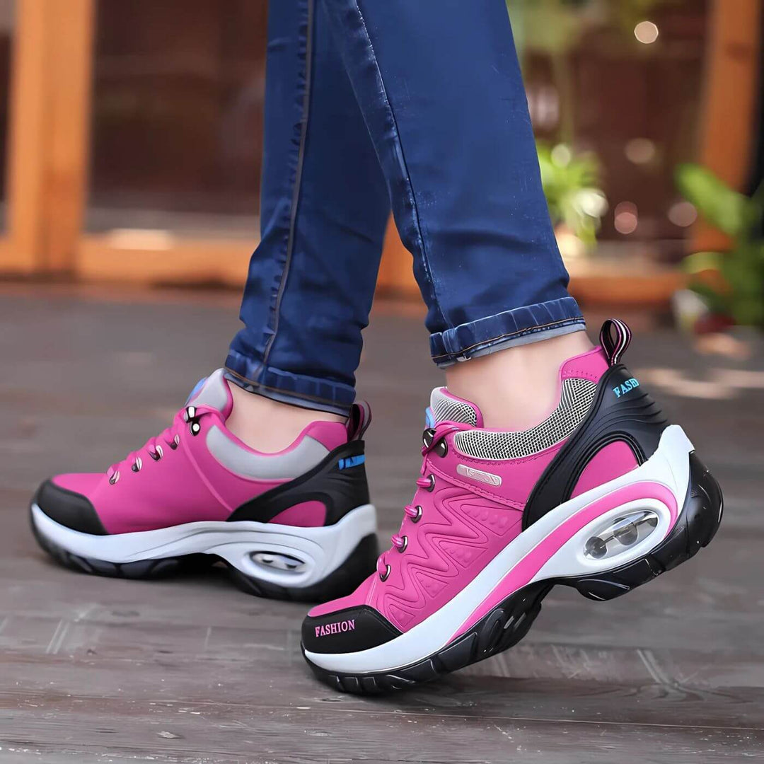 Comfortable women's walking shoes, breathable & arch support, ideal for everyday wear.