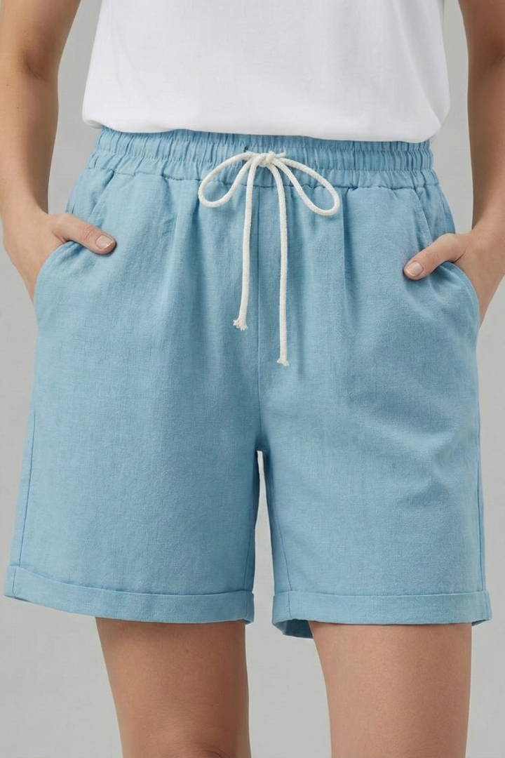 Chic women's casual shorts, relaxed fit, cuffed design for ultimate comfort.